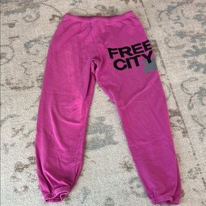 Freecity pink Joggers